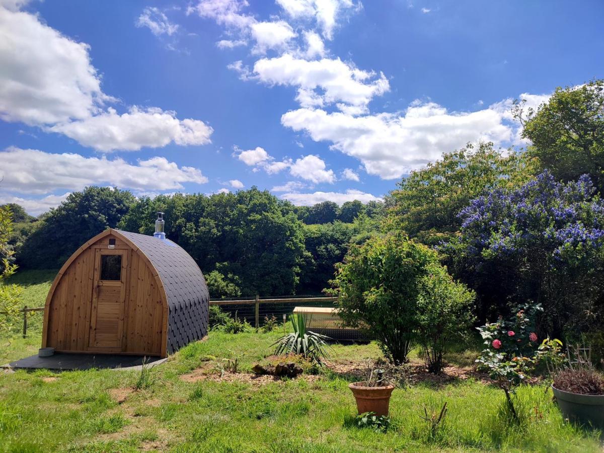 La Tisserande : Maison D'Hotes Creative & Ecologique Saint-Thégonnec Eksteriør billede