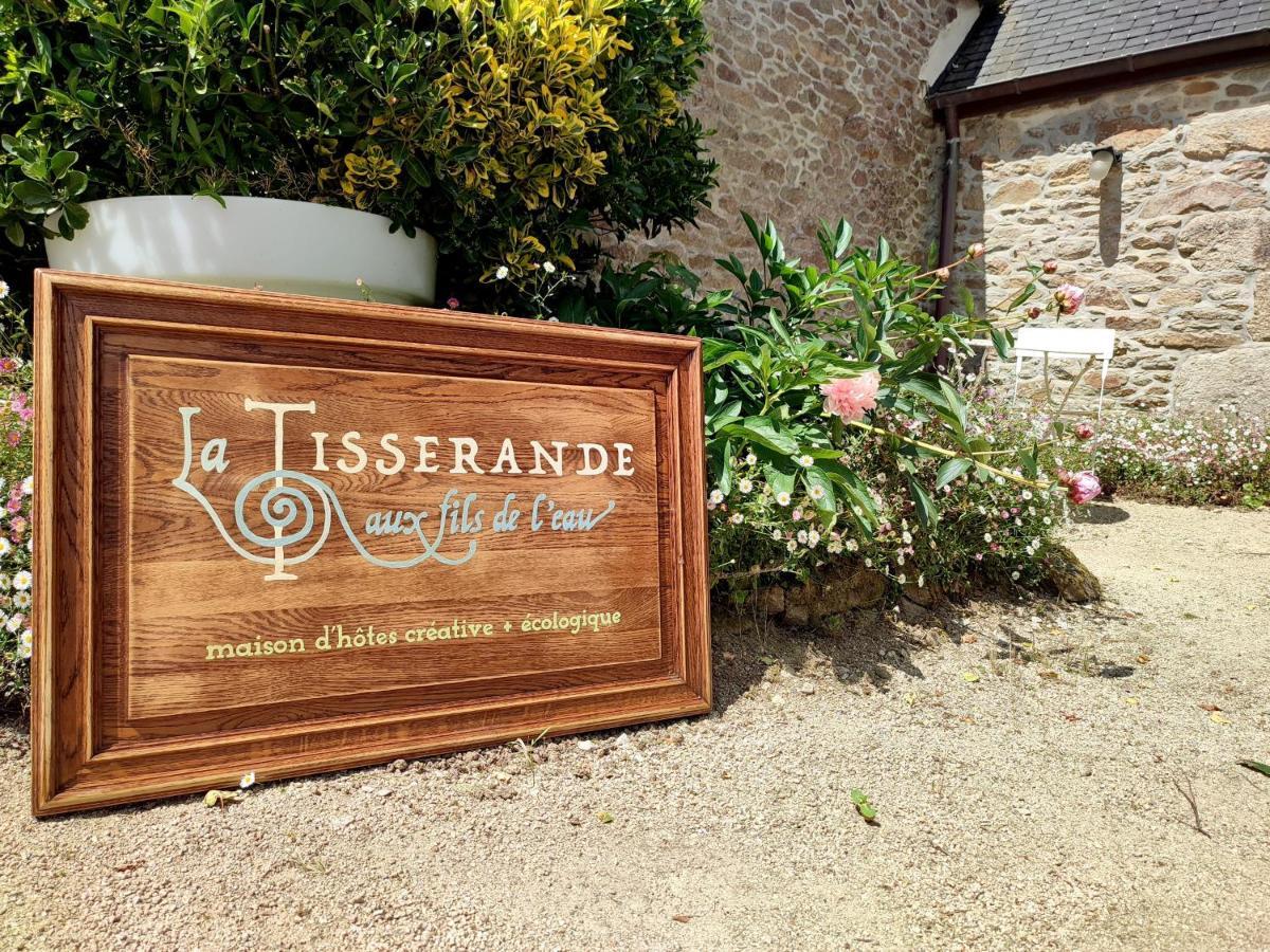 La Tisserande : Maison D'Hotes Creative & Ecologique Saint-Thégonnec Eksteriør billede